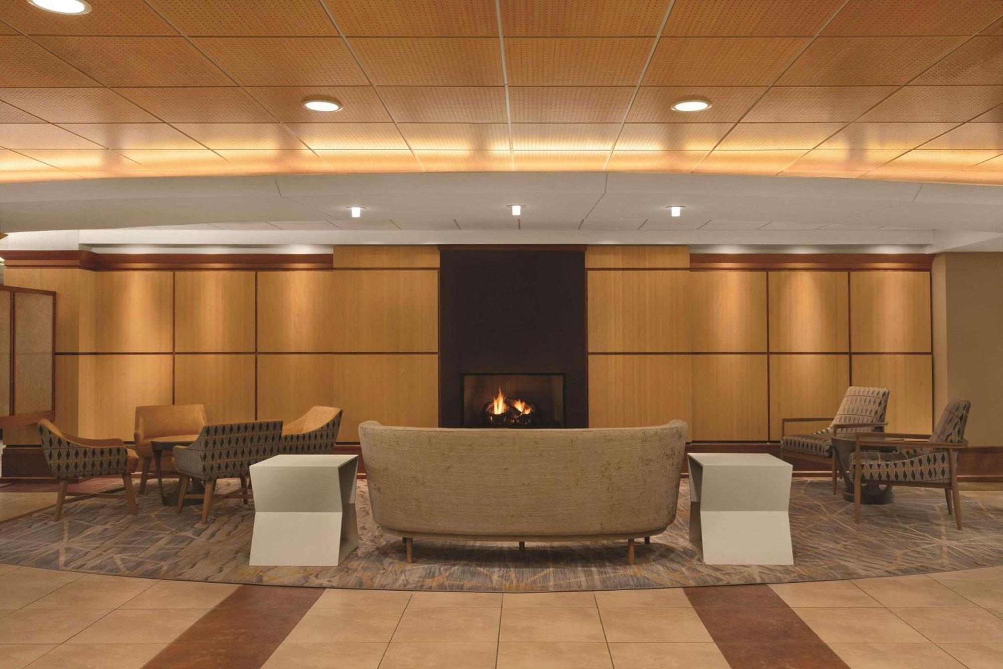 Radisson Hotel Providence Airport Warwick Exterior foto